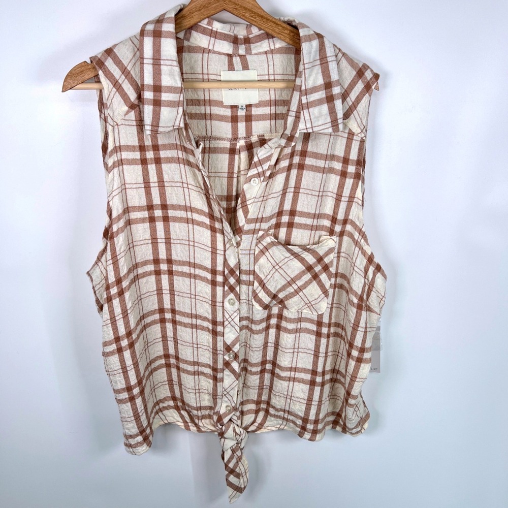 Ultra Flirt Womens 2X Neutral Plaid Tie Front Sleeveless Button Up Top Brown